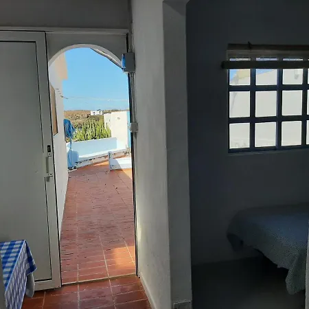 The Hideaway Apartment La Oliva